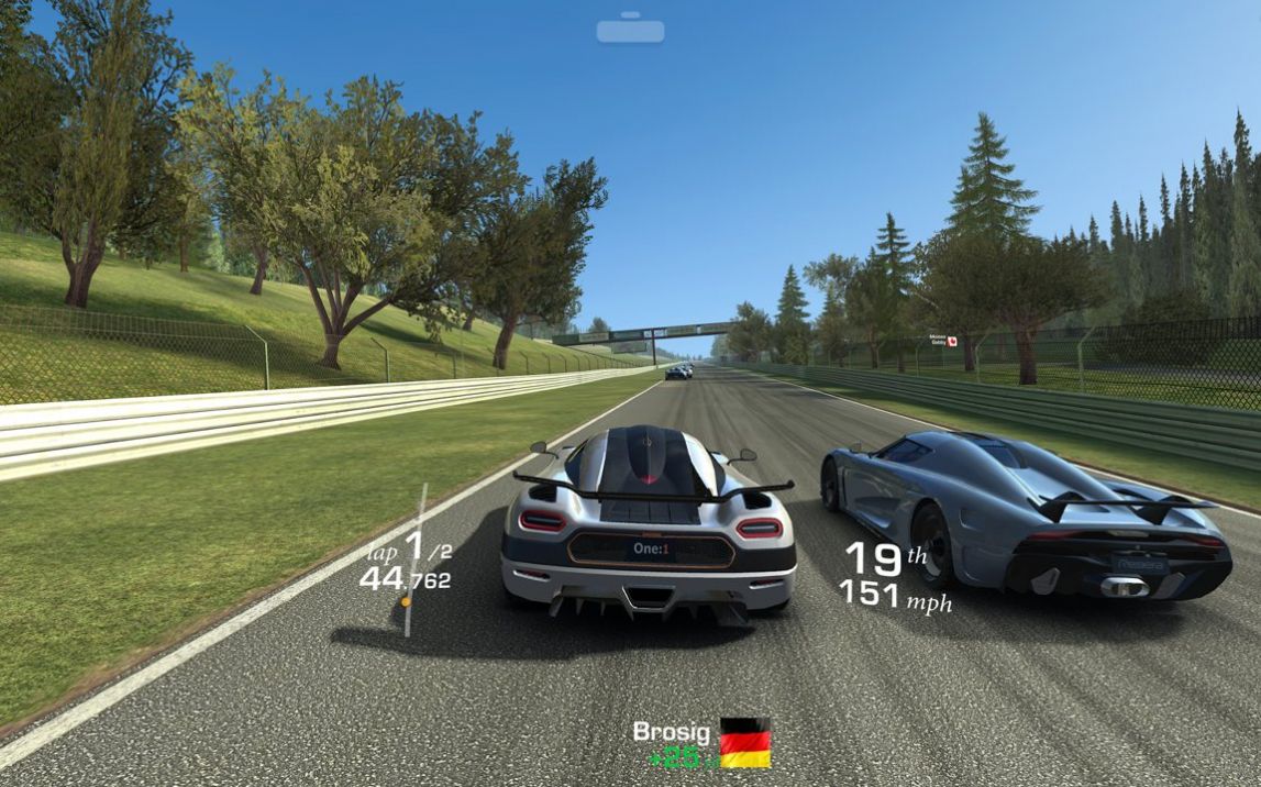 真实赛车3D模拟驾驶(Real Racing 3)